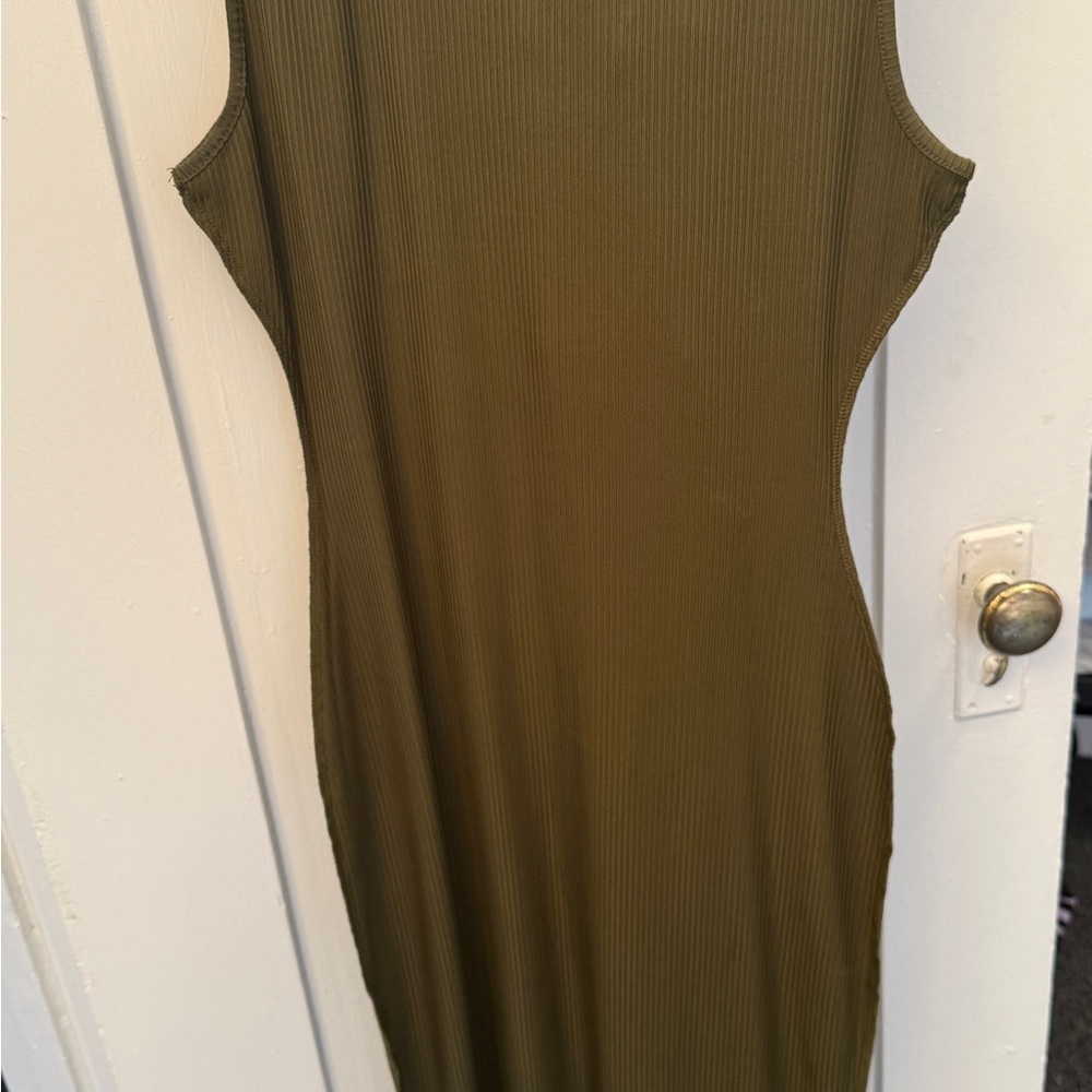 Sleeveless Olive Green Ribbed Dress